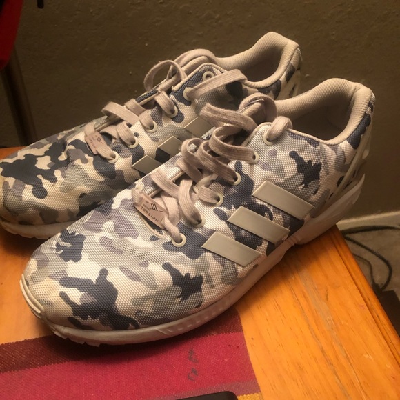 Adidas men Camo shoes still very good condition - Picture 1 of 2
